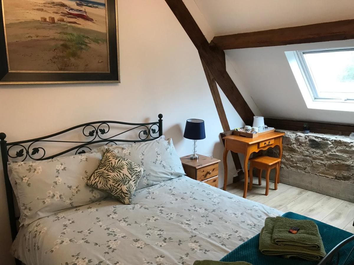 Bed and Breakfast Ferme De Noyes Sourdeval Exterior foto
