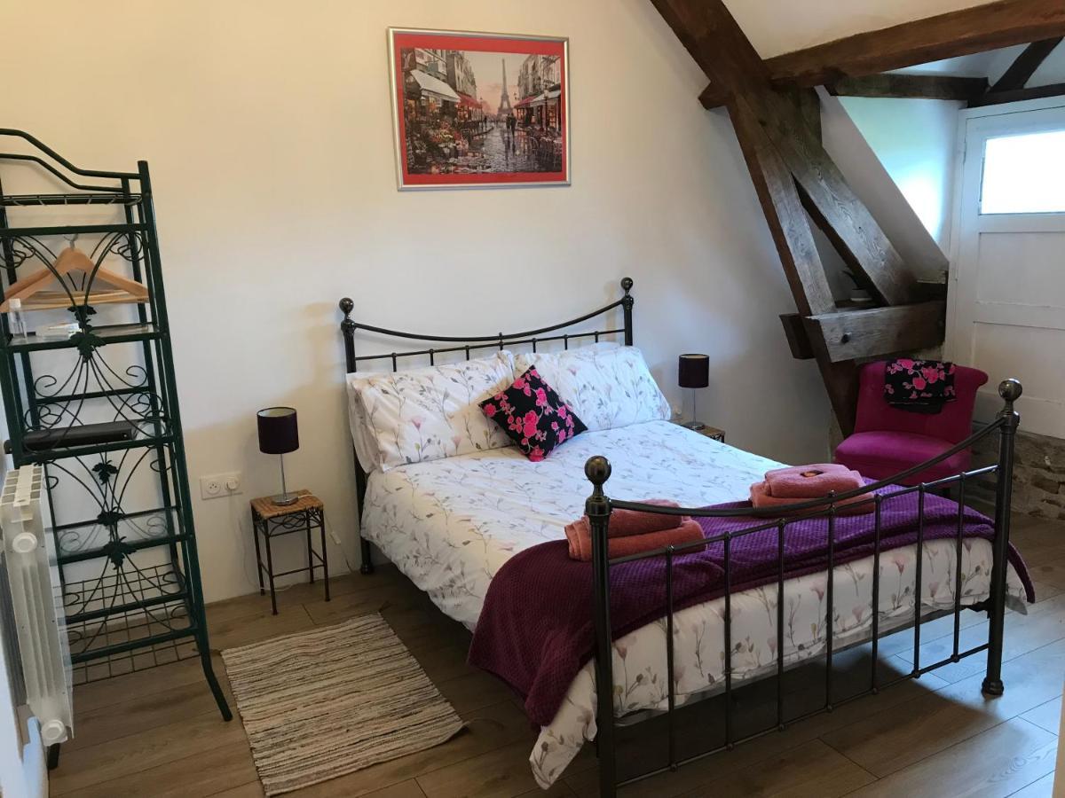 Bed and Breakfast Ferme De Noyes Sourdeval Exterior foto